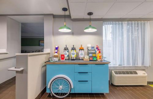 Clarks Summit Hotel | Family-Friendly Spark by Hilton Clarks Summit Awaits You
