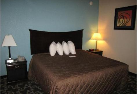 Daleville Hotel | Budget-Friendly Super 8 with Child-Friendly Amenities