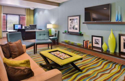 Decatur Hotel | Comfortable Stay at Hampton Inn by Hilton Decatur with Pool