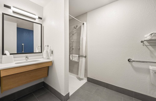 Eden Prairie Hotel | Top-Rated Best Western Eden Prairie Inn with Spa & Pool