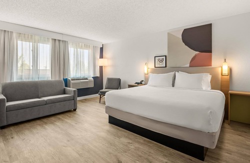 Eden Prairie Hotel | Top-Rated Best Western Eden Prairie Inn with Spa & Pool