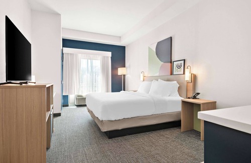 Exton Hotel | Eco-Friendly Comfort at Spark by Hilton Exton - 9.2 Rated