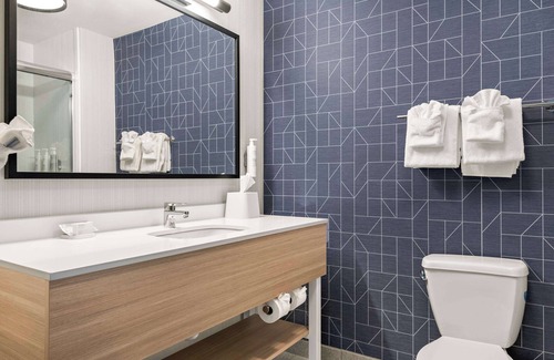 Exton Hotel | Eco-Friendly Comfort at Spark by Hilton Exton - 9.2 Rated