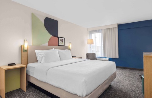 Fredericksburg Hotel | Discover Spark by Hilton Fredericksburg Southpoint