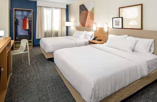 Glendive Hotel | Astoria Hotel and Suites: Perfect for Families & Relaxation