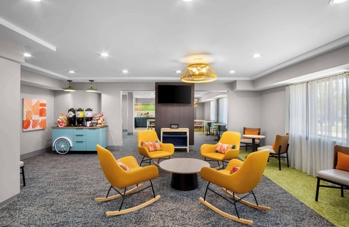 Grapevine Hotel | Comfort Inn Grapevine: Family-Friendly Stay Near DFW Airport