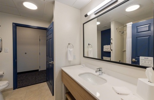 Hammond Hotel | Comfortable Stay at La Quinta Inn & Suites Hammond