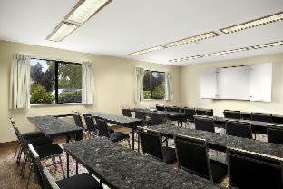 Kent Hotel | Comfortable Stay at Days Inn by Wyndham Kent 84th Ave
