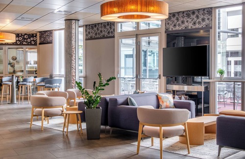Le Bourg - Gare De Vaise Hotel | Discover Hotel Lyon Ouest: Top-Rated Stay with Great Amenities