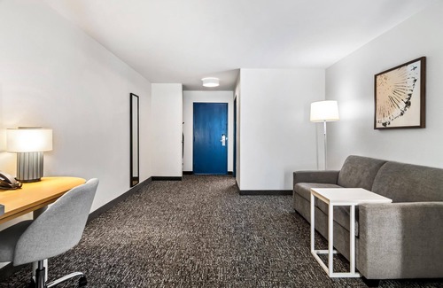 Merrillville Hotel | Comfortable Stay at Merrillville Inn & Suites with Breakfast