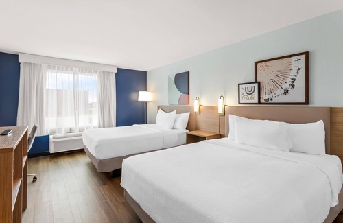 Oak Forest Hotel | Affordable Comfort at Chicago Southland Hotel with Spa & Dining