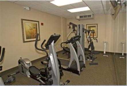 Rahway Hotel | Modern Comfort at Spark by Hilton Rahway with Pool Access
