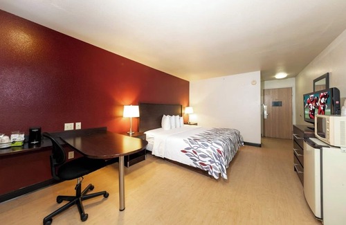 St. Robert Hotel | Cozy Red Roof Inn St Robert Near Ft Leonard Wood