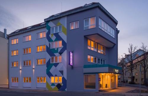 Sindelfingen Hotel | Pet-Friendly NH Stuttgart Sindelfingen with Breakfast Options
