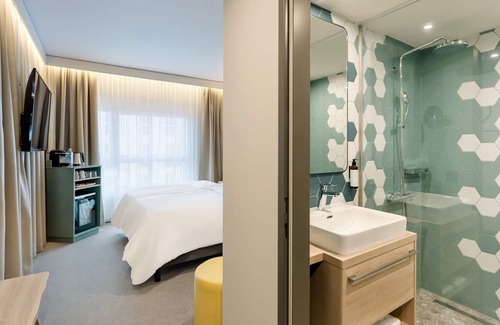 Donaustadt Hotel | Discover BASSENA Wien Donaustadt: 4-Star Gem with Great Amenities