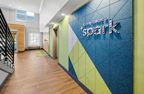 Woodbridge Hotel | Comfortable Stays at Country Inn & Suites in Woodbridge, VA