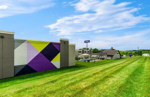Wytheville Hotel | Pet-Friendly Comfort Inn Wytheville with Family Amenities