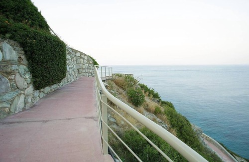 Agia Pelagia Villa | Relaxing Getaway with Ocean Views and Heated Pool