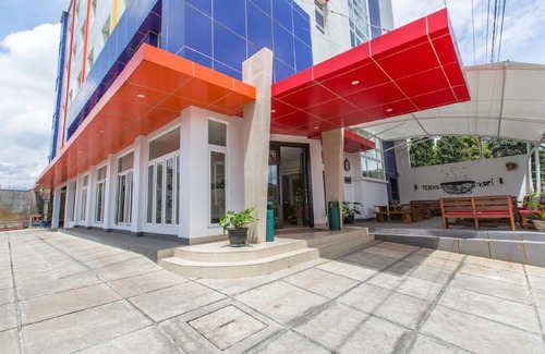 Sukabumi Hotel | Sparks Odeon Sukabumi, ARTOTEL Curated