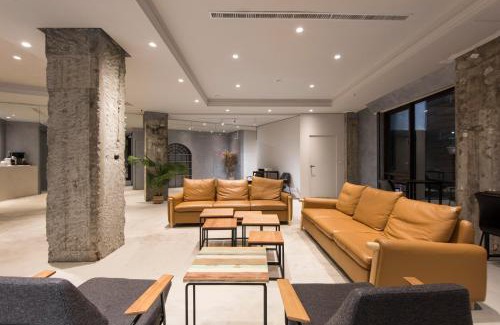 Central District Hotel | Experience Comfort at Sparrow Hotel with Family-Friendly Amenities