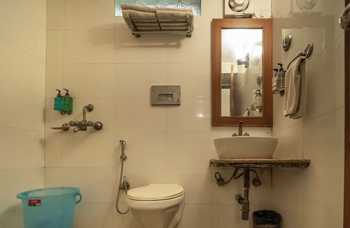 Alwar Hotel | Sparrow Inn Ankur