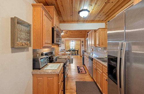Sparta Cabin | Cozy Sparta Cabin with Game Room, Hot Tub & Pet-Friendly