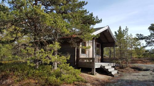 Vuosnainen Resort | Beachfront Bliss at Spauna - Pet Friendly & Ocean View