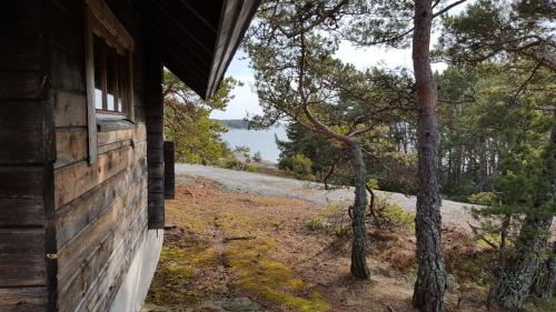 Vuosnainen Resort | Beachfront Bliss at Spauna - Pet Friendly & Ocean View