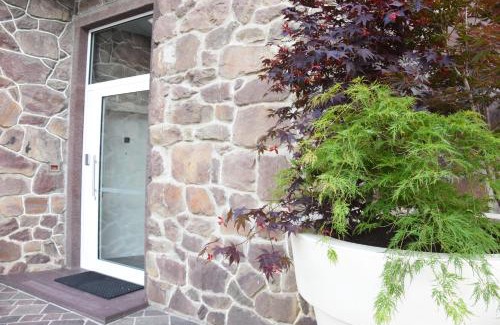 Pian Camuno Hotel | Budget-Friendly Getaway at Spazio42 with Breakfast Included