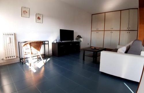 Nettuno Apartment | Oceanfront Apartment in Nettuno - Guest Rated 9.7/10