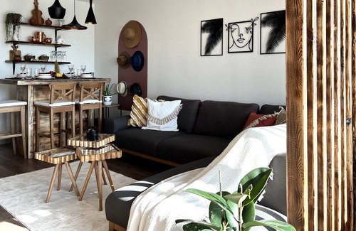 Mahmutbey Apartment | Modern Residence Flat with Kitchen Near MOI - Family Friendly