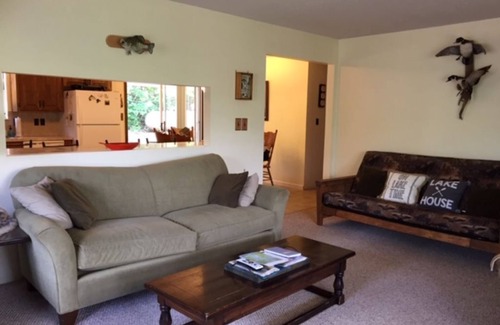 Shell Knob House | Discover Spec's Place: Scenic Lake View & Spa Retreat