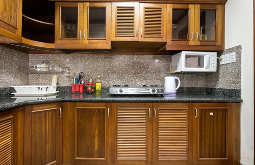 District 7 Apartment | Special Offer: Comfortable Apartment for Groups Near Pool