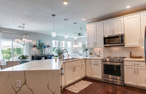 Ocotillo Condo | Relaxing Retreat with Pool Views at The Cays Resort