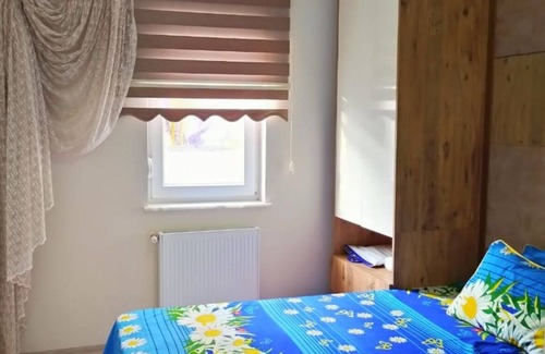 Muratpasa Apartment | Family-Friendly Retreat with Pool & Kitchen Amenities