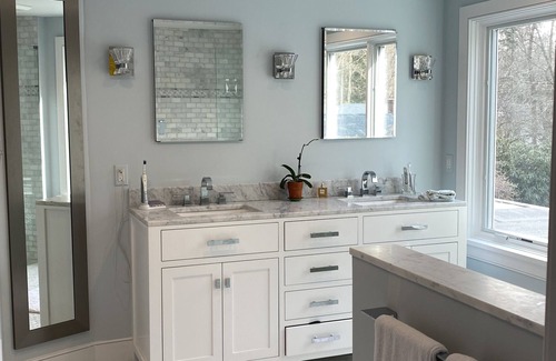 Norwalk House | Elegant Country Home Near New Canaan - Pet Friendly & Scenic