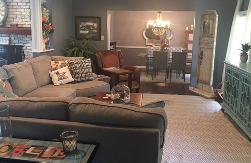 Covedale House | Elegant Luxury Home with Pool - Just 10 Minutes from Town