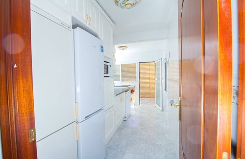 L'Albufereta Ski Chalet | Exclusive House with Garden Near Beach & Alicante City