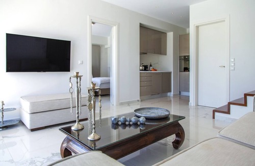 Pondi Villa | Special Offer! Stylish Villa O With Beautiful Views & Private Pool near Vasiliki