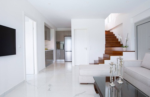 Pondi Villa | Special Offer! Stylish Villa O With Beautiful Views & Private Pool near Vasiliki