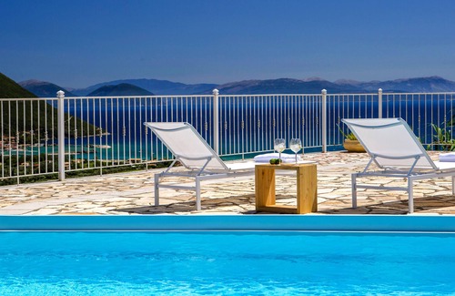 Evgiros House | Special Offers Villa Katsiki with Private Pool and Sea Views-Adults Only!