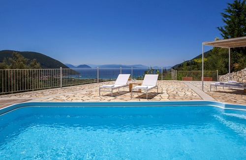 Evgiros House | Special Offers Villa Katsiki with Private Pool and Sea Views-Adults Only!