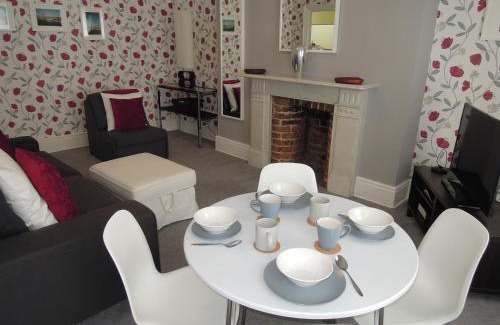 Portsmouth Apartment | Seafront Apartment with Ocean View, Rated 9.7 by Guests