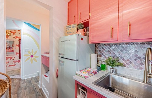 Idaho Falls House | Idaho Falls Pink Bloom Cottage with Pool & Event Venue