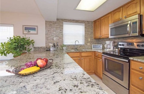 Seven Mile Beach Condo | Unforgettable Two-Bedroom Condo at Seven Mile Beach