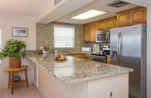 Seven Mile Beach Condo | Unforgettable Two-Bedroom Condo at Seven Mile Beach