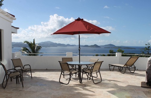 Estate Bethany House | Spectacular 2 BR/2.5 BA Townhome Villa w/Pool and Awesome Ocean Views!