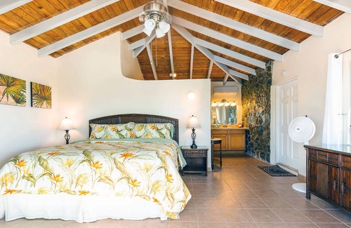 Estate Bethany House | Spectacular 2 BR/2.5 BA Townhome Villa w/Pool and Awesome Ocean Views!