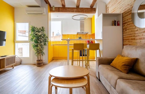 El Botanic Apartment | Spectacular and bright apartment in the center of town
