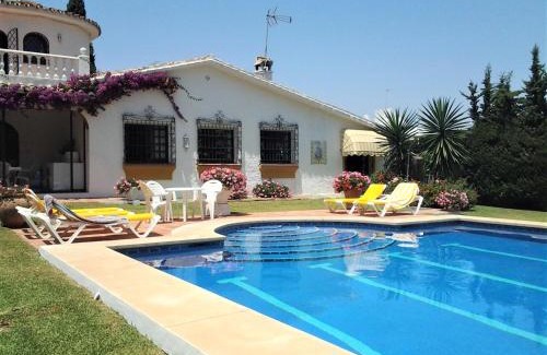 San Pedro de Alcantara Villa | Idyllic Linda Vista Playa Villa with Private Pool & BBQ